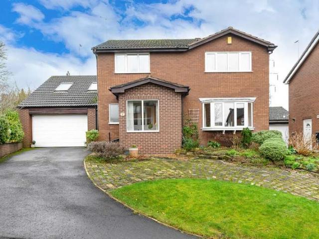 Farm for sale in Churwell, West Yorkshire