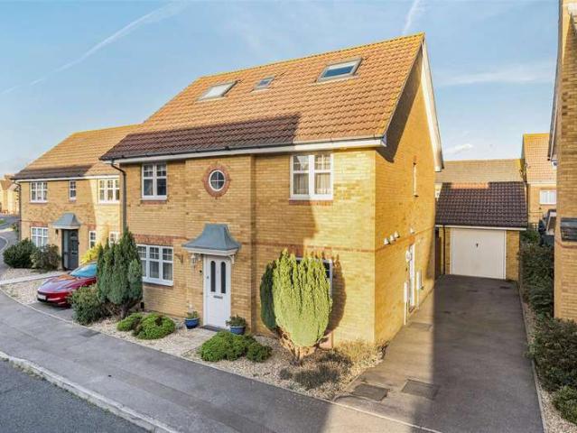 Farm for sale in Lee-on-the-Solent, Middlecroft