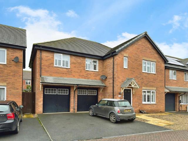 Farm for sale in Peterborough