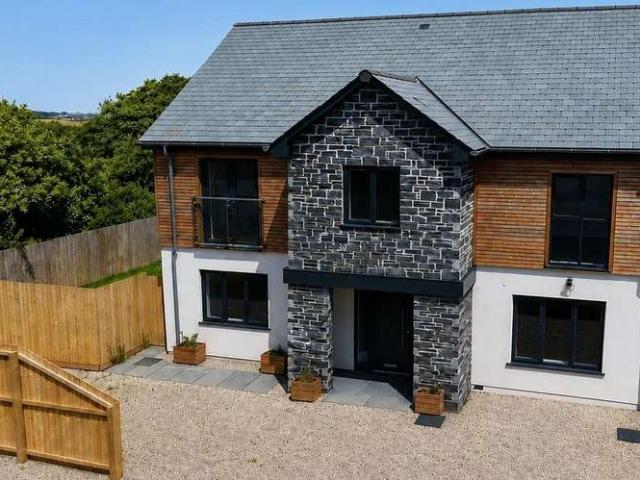 Farm for rent in St. Agnes, Goonbell