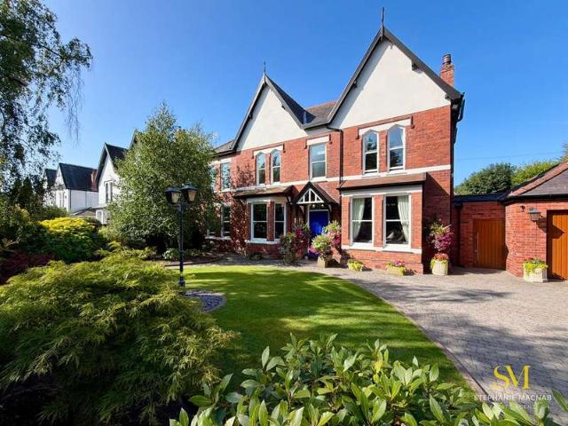 Farm for sale in Little Altcar, Sefton