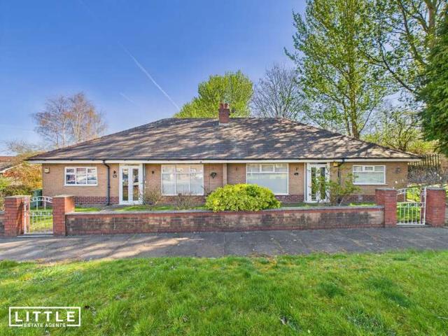 Farm for sale in New Bold, St Helens