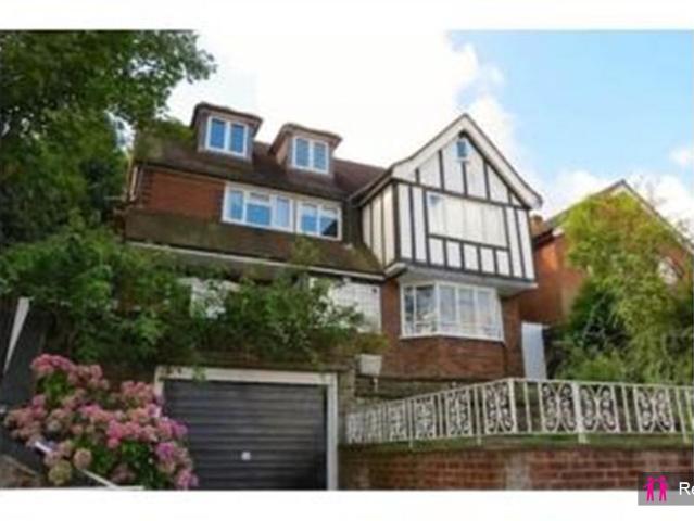 House for rent in Kingston Vale, Greater London
