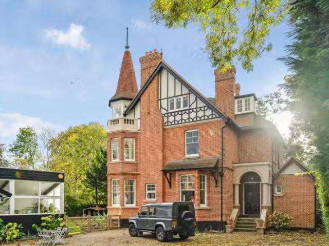 House for rent in Blackhills, Surrey