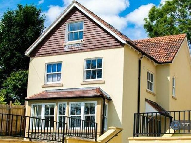 House for sale in Feckenham, City Of Bristol