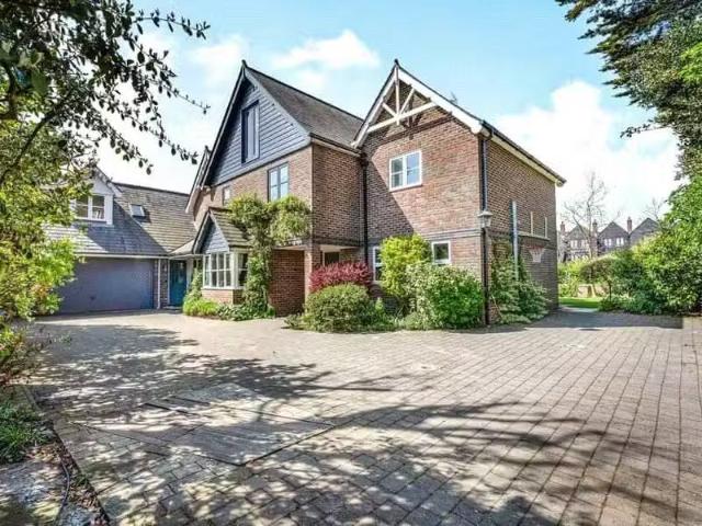 House for rent in Arundel, Clapham