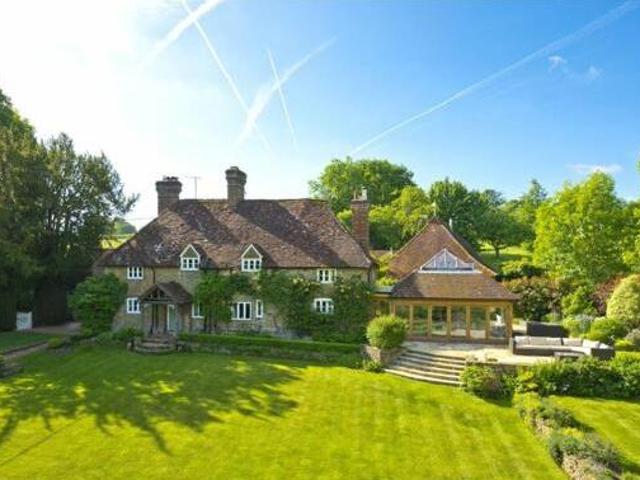 House for sale in Fole, Surrey