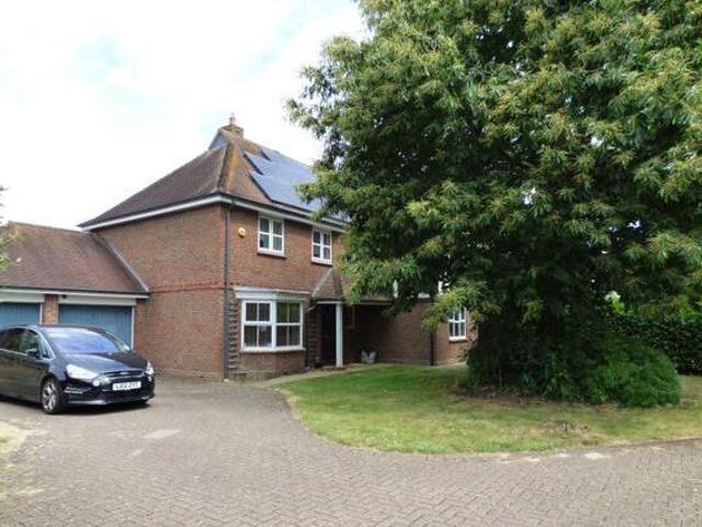 House for rent in Highwoods, Fordham Heath