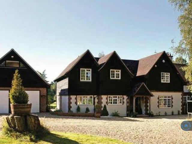 House for sale in Horsham, West Sussex