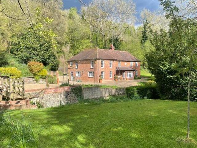 House for sale in Sevenoaks, The Butts