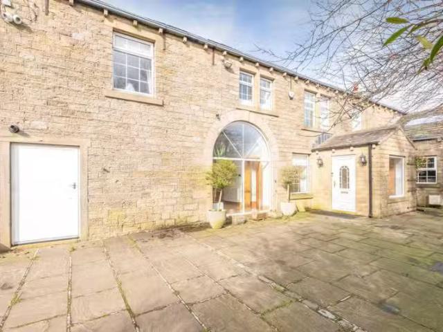 House for rent in Holmfirth, West Yorkshire
