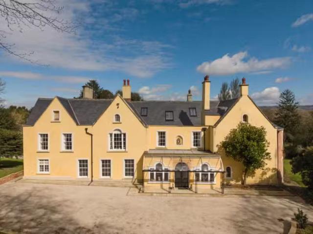 House for rent in School House, Gloucestershire
