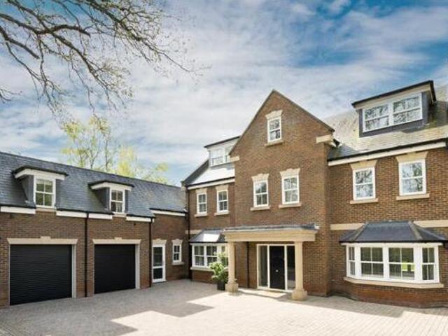 House for sale in Surrey
