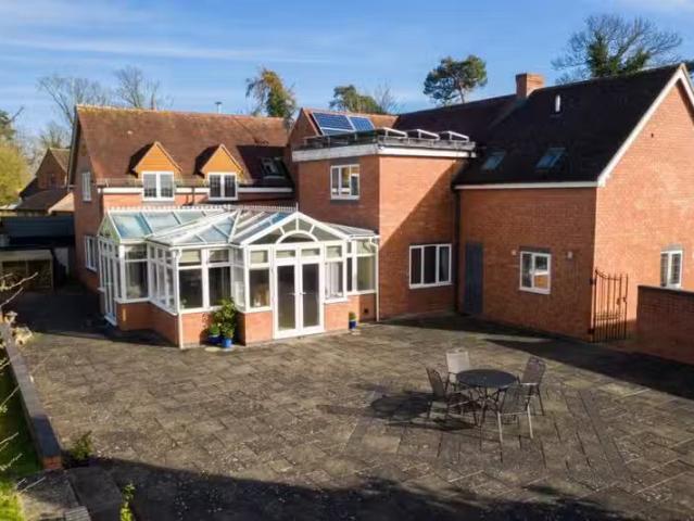 House for rent in Alderminster, Warwickshire