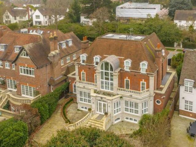 Farm for rent in Highgate, Greater London