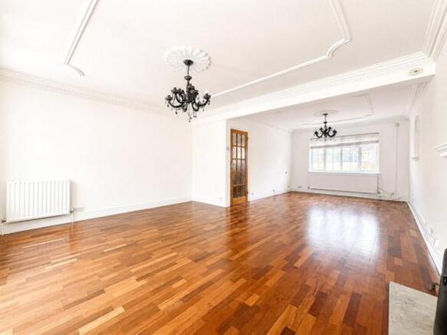 Farm for rent in Brooklands, Monks Orchard