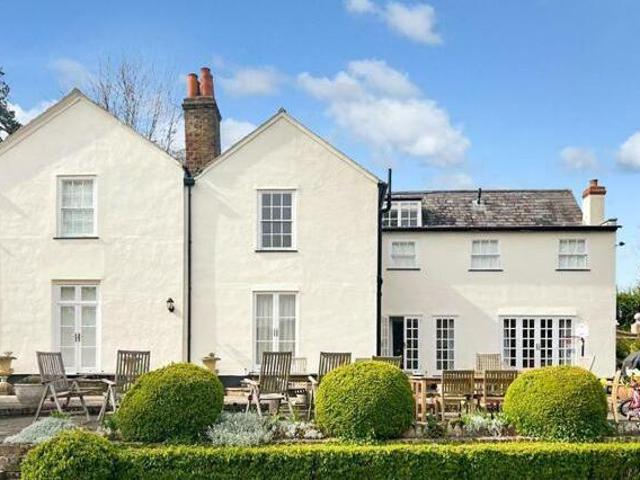 House for sale in Ware, East Hertfordshire