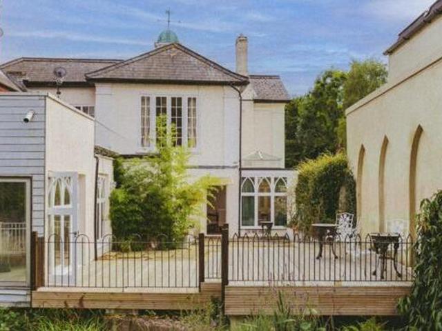 House for sale in Lambourn, West Berkshire