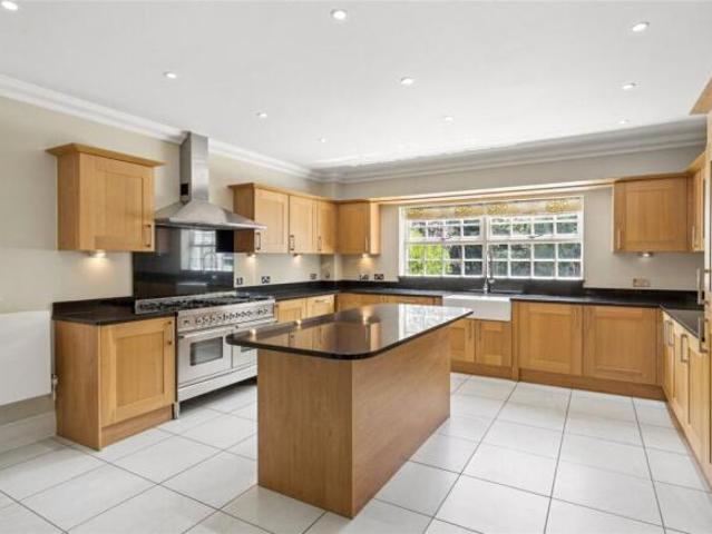 Farm for rent in The Slade, Oxfordshire