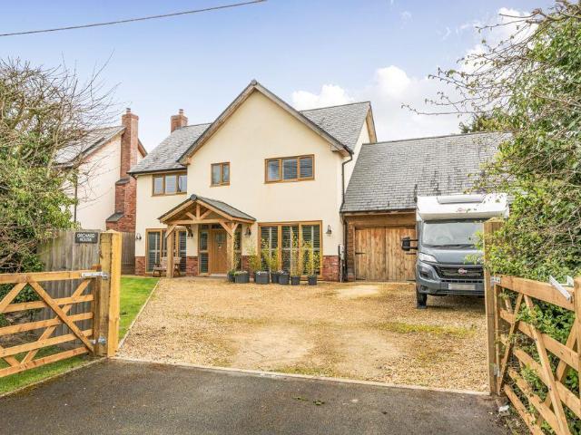 House for sale in Pentre, Wilcott