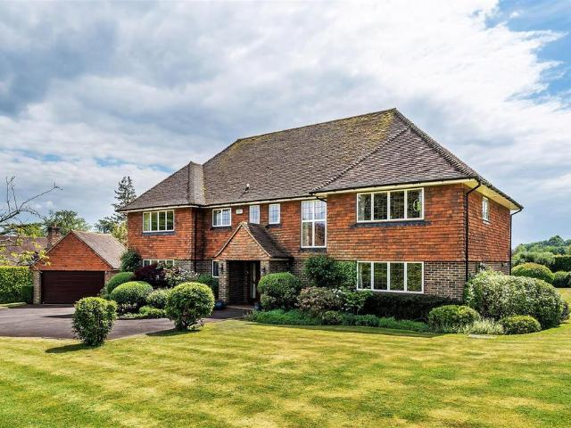 House for sale in Pachesham Park, Surrey