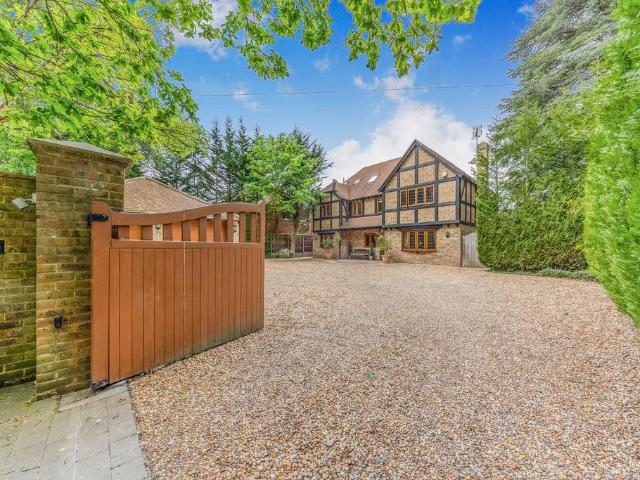 House for sale in Wokingham