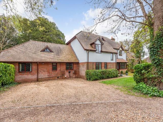 House for sale in Spring Vale, Hampshire