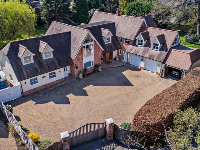 House for sale in Eastbridge, Suffolk