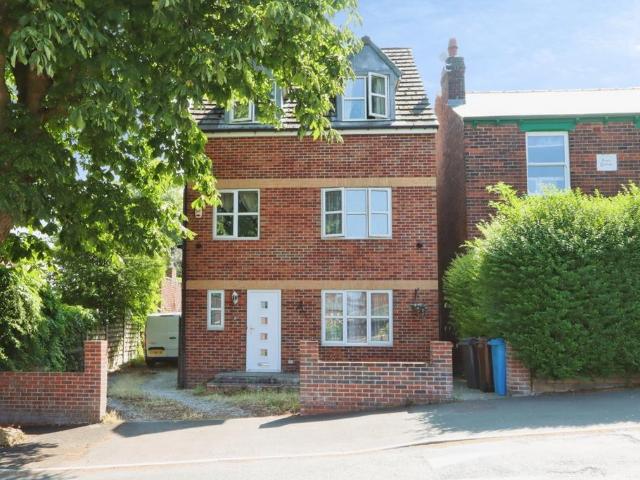House for sale in Heeley, South Yorkshire