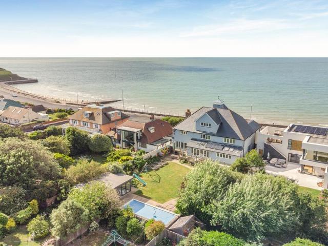 House for sale in Westgate-on-Sea, Acol
