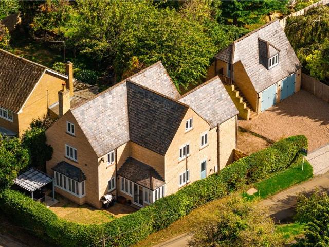 House for sale in Aldwincle