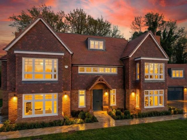 House for sale in Wooburn, Berghers Hill