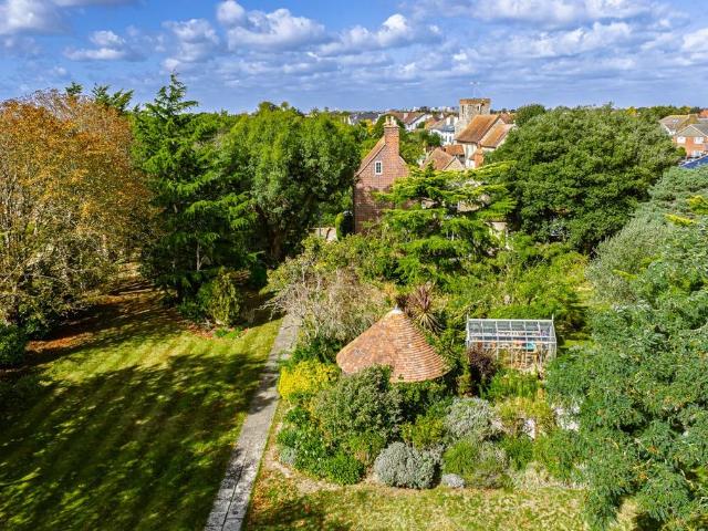 House for sale in North Shoebury, Alton Barnes