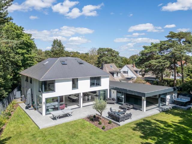 House for sale in Talbot Village, Bournemouth
