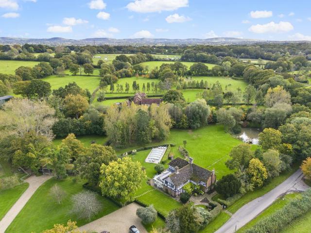 House for sale in Horsham, West Sussex