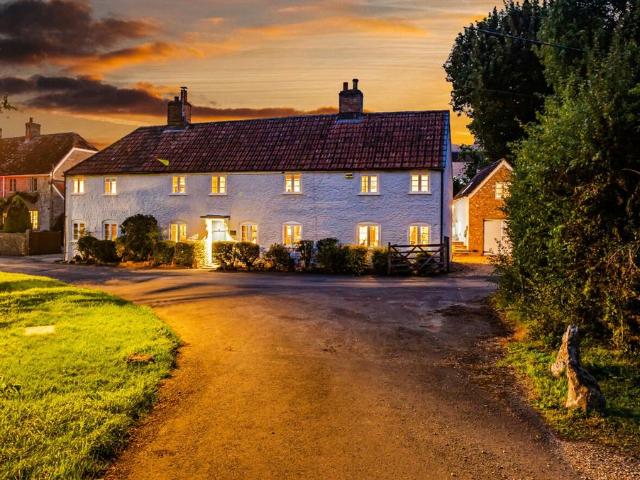 House for sale in Sutton Veny