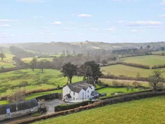 House for sale in Strode, Devon