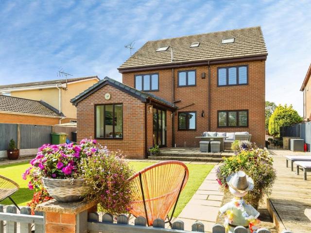 House for sale in Penycae, Wales