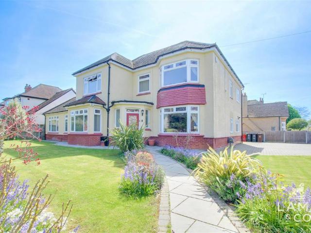 House for sale in Dale Hill, Essex