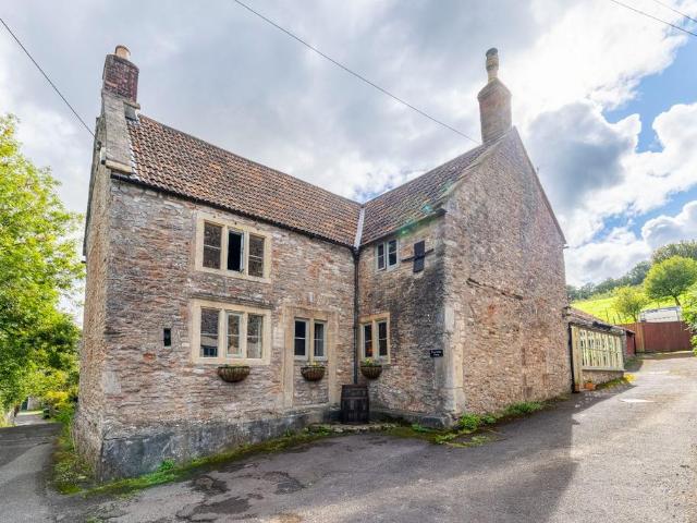 House for sale in Croscombe, Somerset