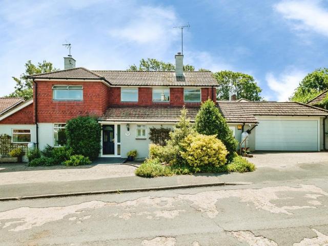 House for sale in Horsham, West Sussex