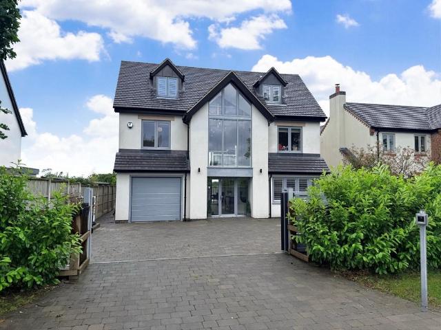 House for sale in Egginton, East Midlands