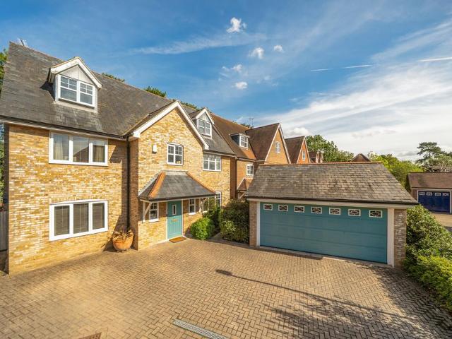 House for sale in Hertford, Colliers End