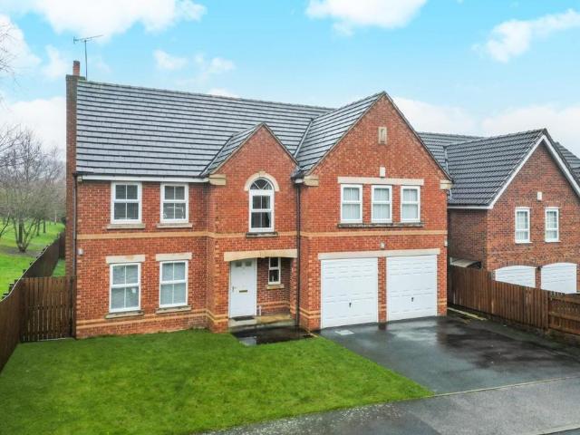 House for sale in Roundhay, West Yorkshire