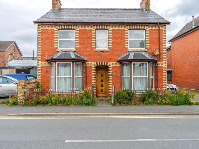 House for sale in Llandrindod Wells