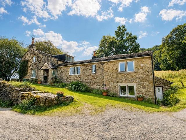 House for sale in Keighley, West Yorkshire