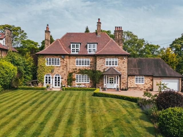 House for sale in Stumperlowe, Fulwood