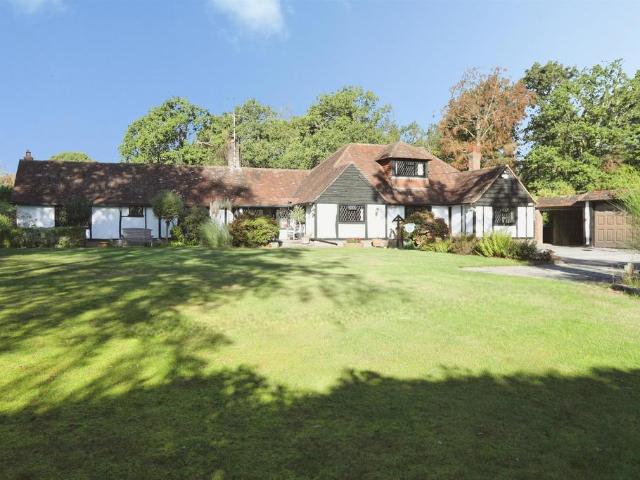 House for sale in Felbridge, Tandridge