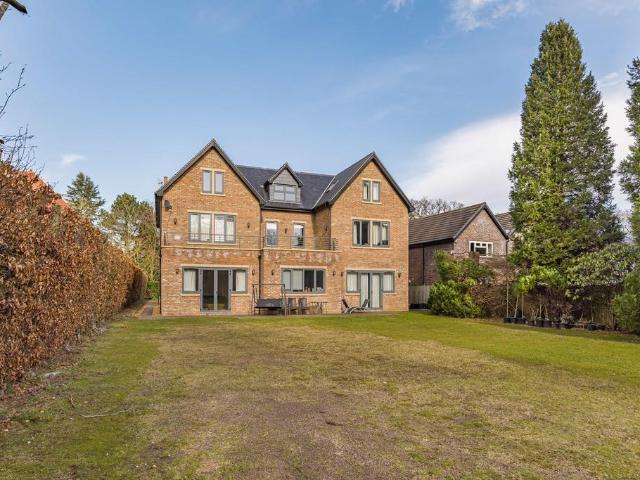 House for sale in Davenport Green, Trafford Park