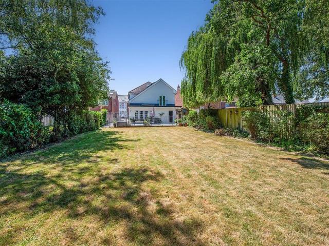 House for sale in Spring Vale, Hampshire